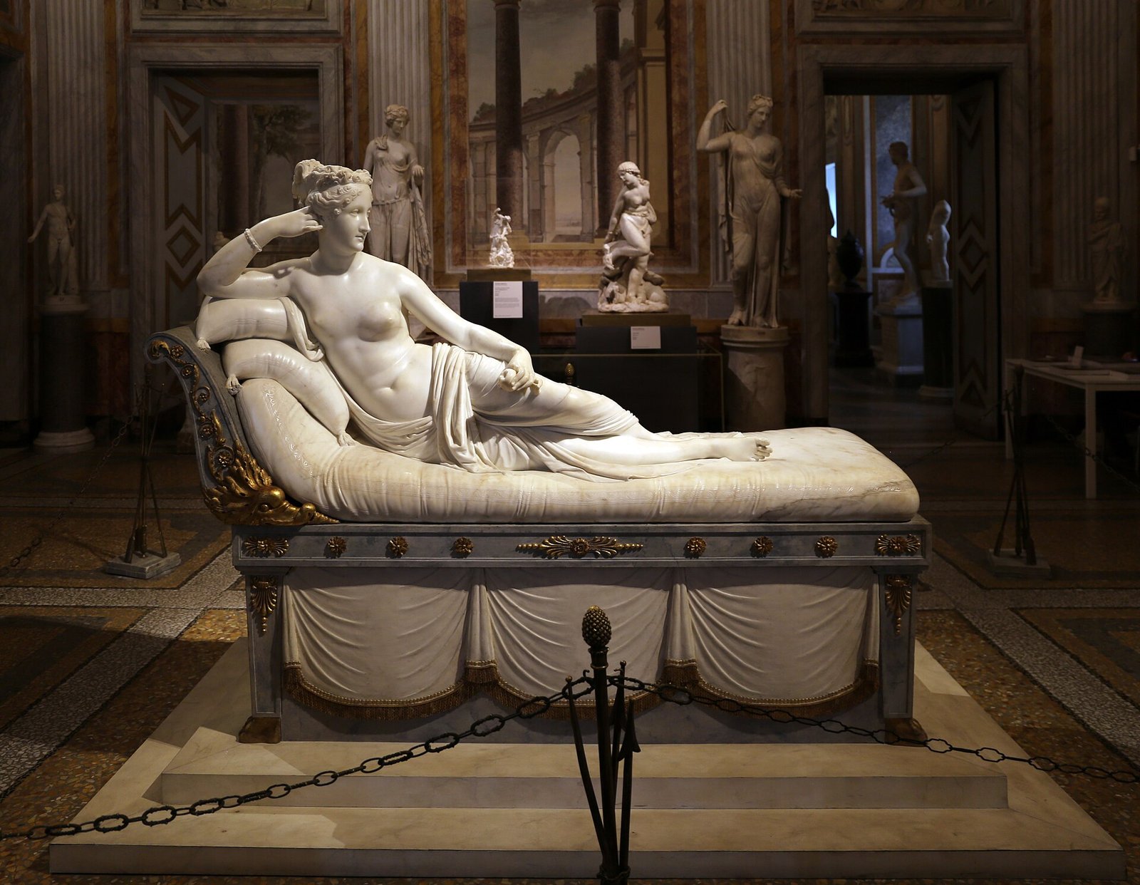 Sculpture de Pauline Borghèse en Vénus Victrix, par Antonio Canova