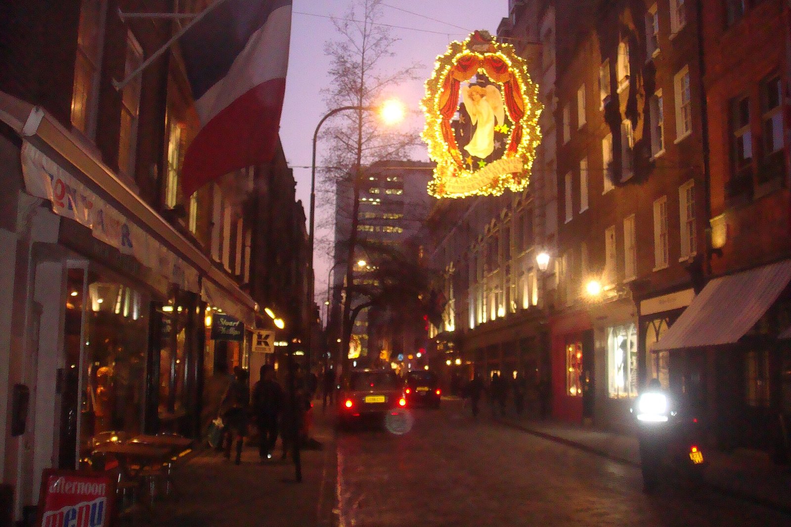 Soho la nuit, évocation du Londres des clubs clandestins